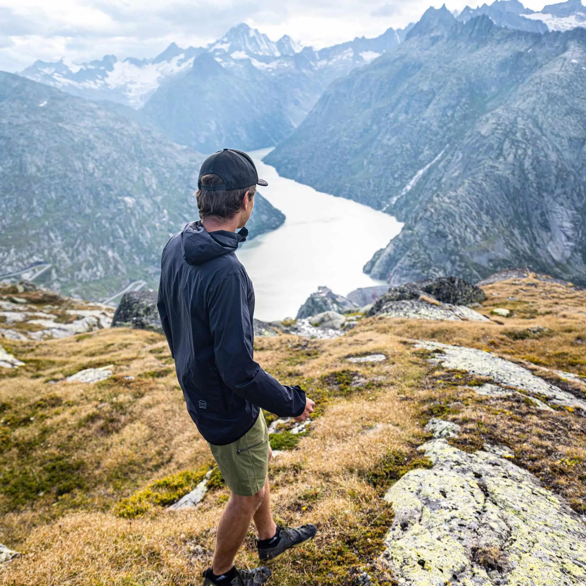 Men s Ultralight Mountain Hoody Beringia